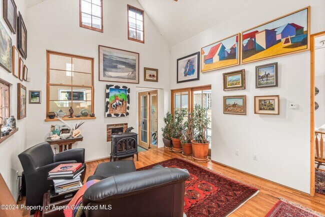 Foto del edificio - 308 Park Ave