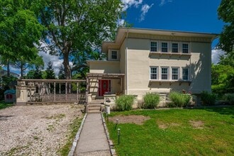 Building Photo - 116 Soundview Ave
