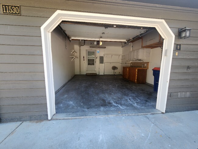 Building Photo - 11530 W 70th Pl