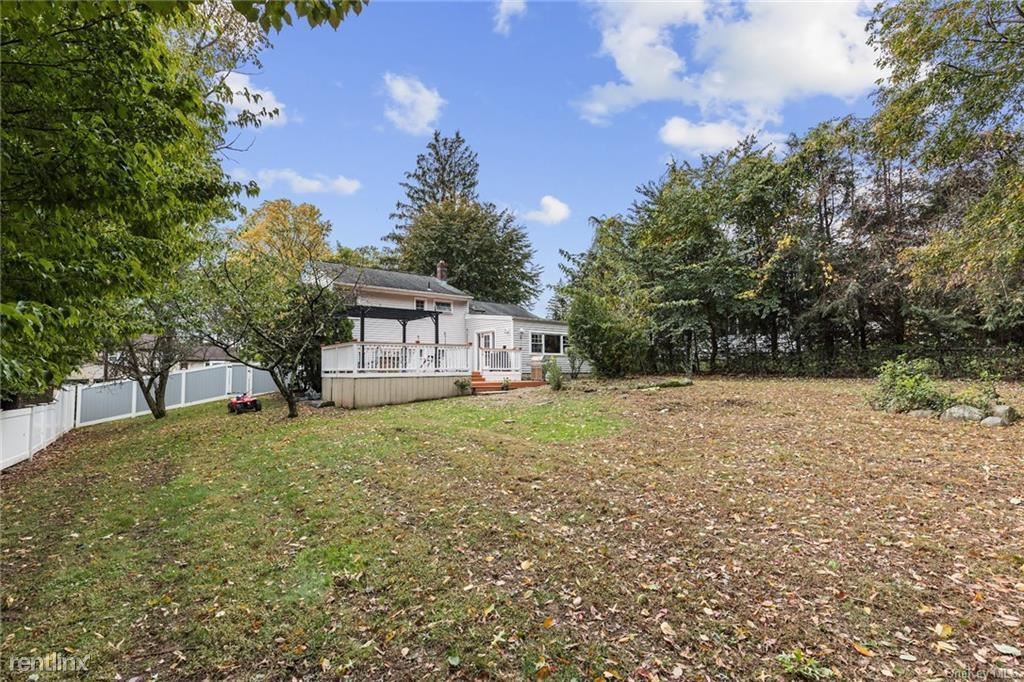 Foto principal - 3 br, 2.5 bath House - 14 Clearview Rd