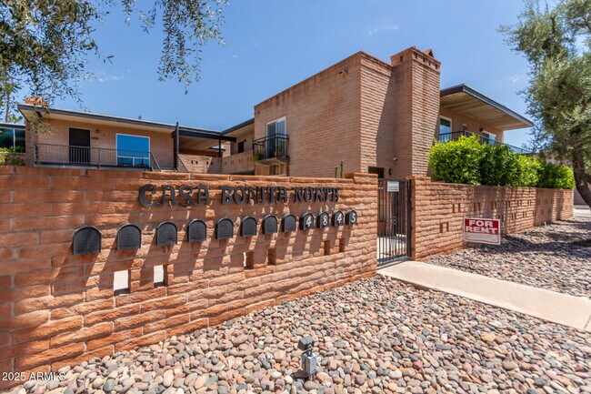 Foto del edificio - 4845 N 74th St