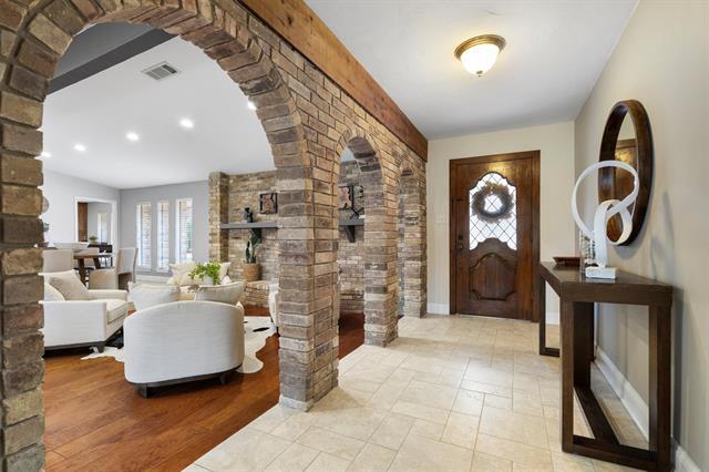 Foto del edificio - 2016 Pembrooke Pl