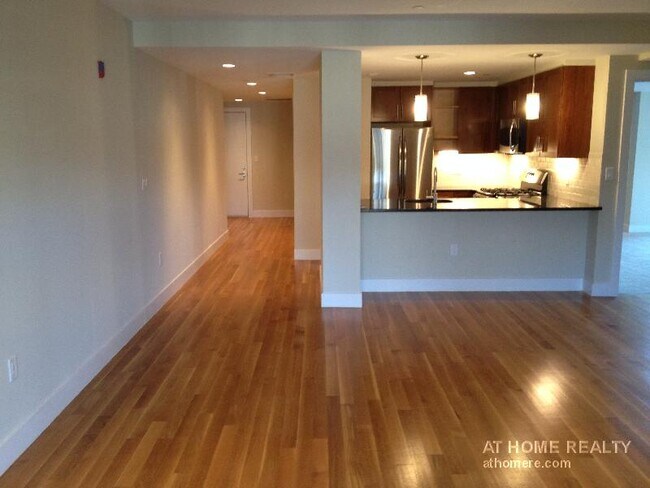 Building Photo - 321 Hammond Pond Pky