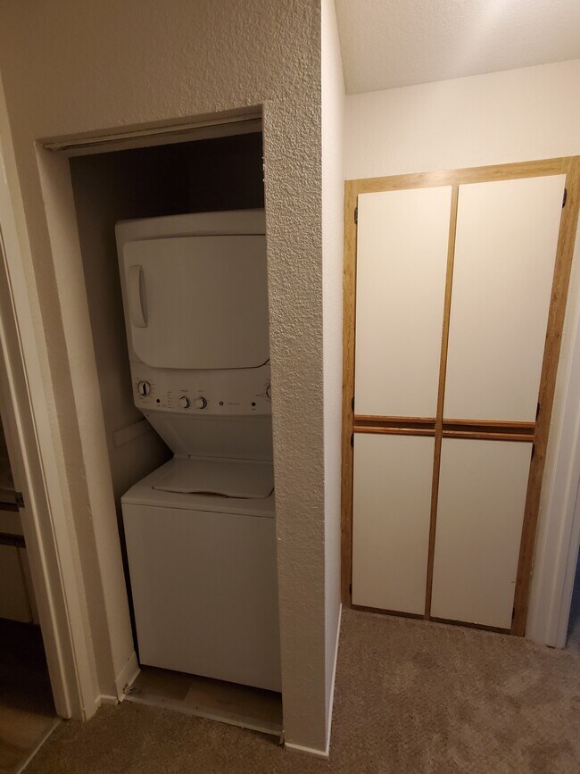 Building Photo - 11150 Trinity River Dr
