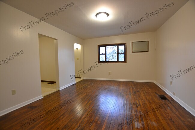 Foto del edificio - 121 Comstock St