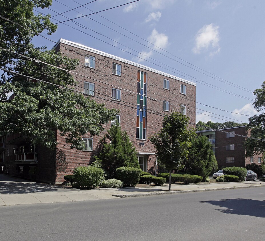 Foto principal - 190 Mountain Ave