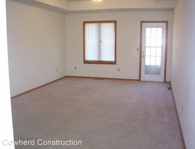 Building Photo - 2 br, 2 bath House - 4755 S Ash