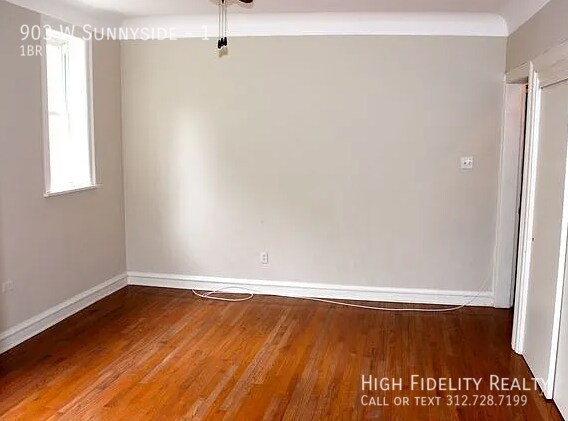 Foto del edificio - 903 W Sunnyside-1