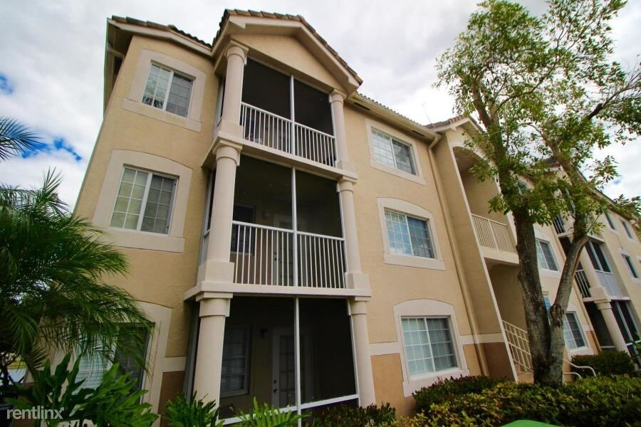 Foto principal - 8855 Okeechobee Blvd