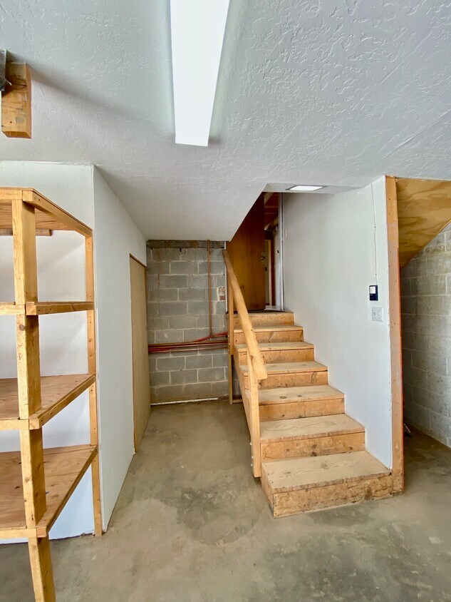 101A Paseo Nopal, Santa Fe, NM 87507 House for Rent in Santa Fe, NM