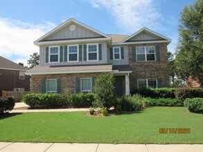 Building Photo - 173 Whitman Way