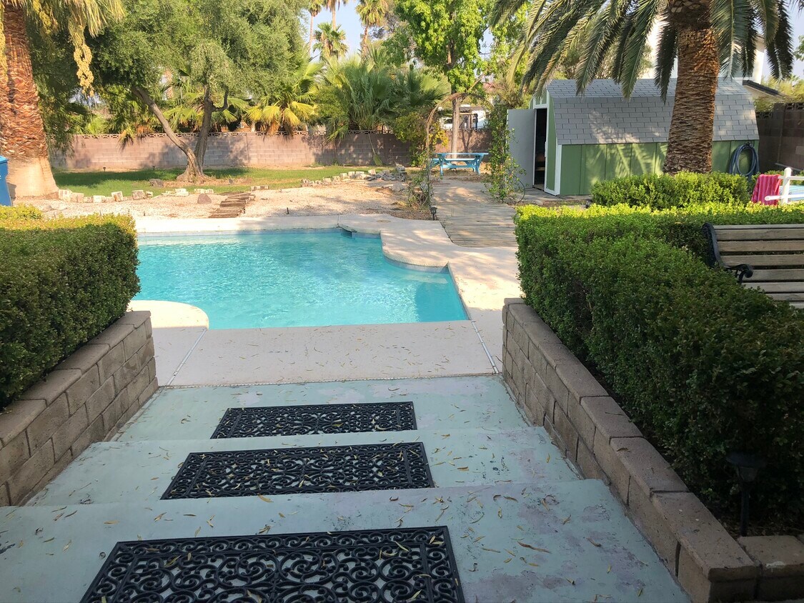 Amplio Refugio Remodelado | Estancias Vacacionales Acogedoras, image size:1125x844