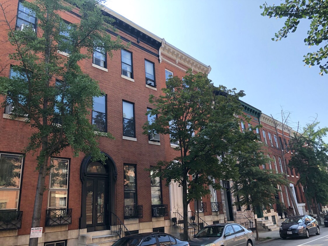 Primary Photo - 913 N Calvert St