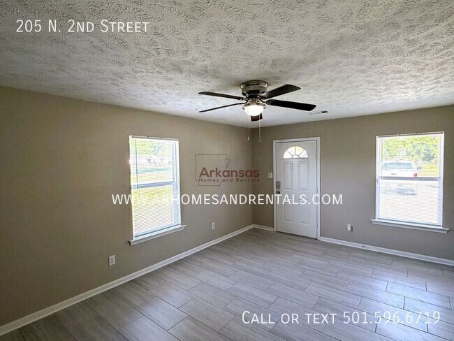 Foto del edificio - 205 N 2nd St