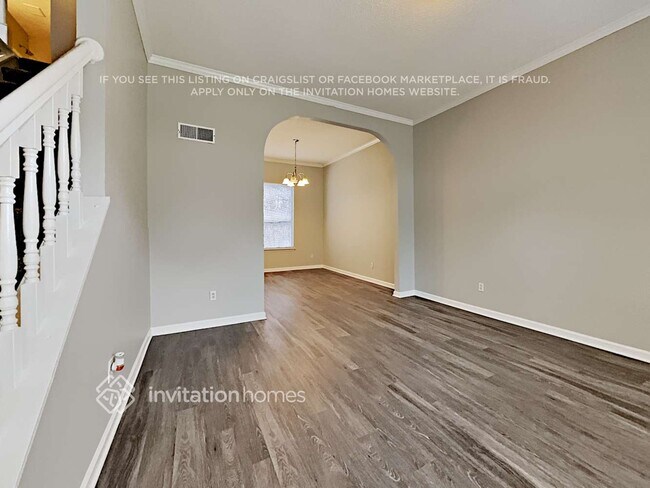Foto del edificio - 3939 Armitage Dr