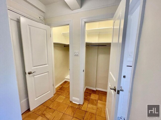 Foto del edificio - STUNNING STUDIO IN PRIME WEST VILLAGE LOCA...