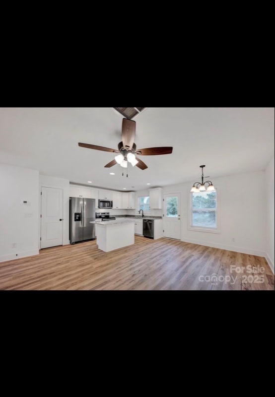 Building Photo - 2810 S Ridge Ave