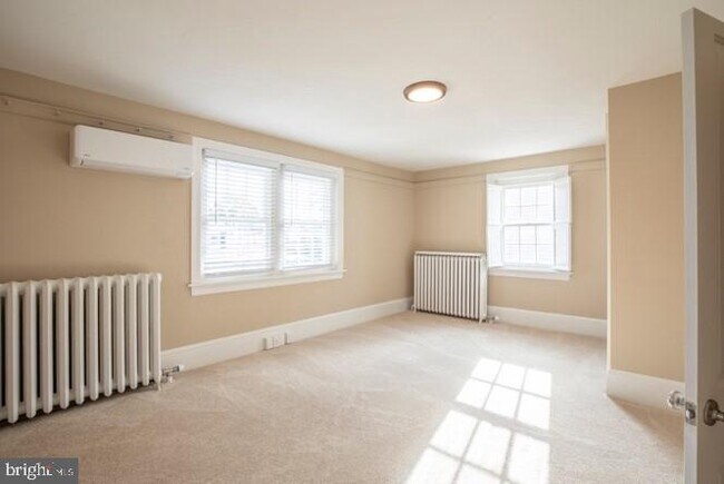 Foto del edificio - 112-114 E State St