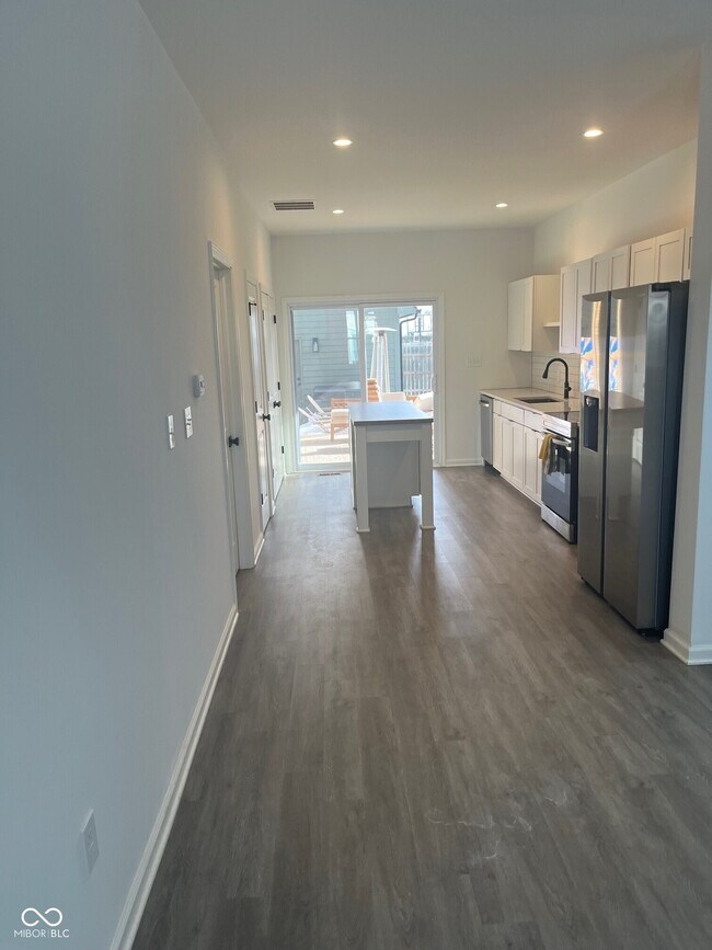 Building Photo - 143 McKim Ave