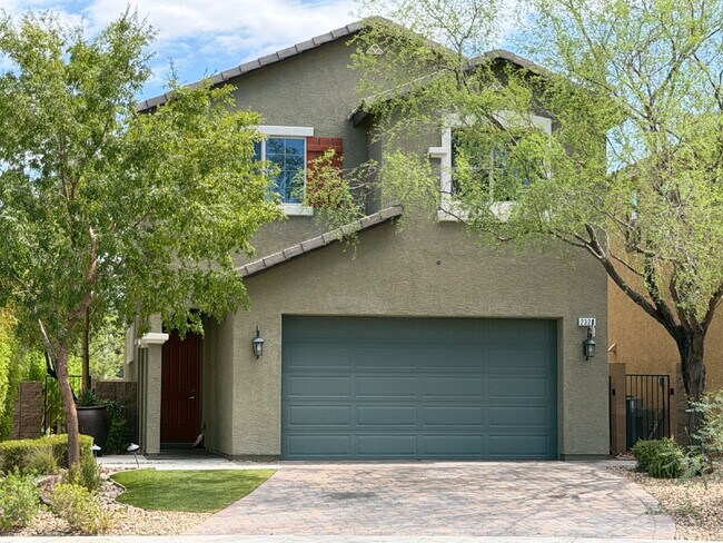 Foto del edificio - 4 BED 2.5 BATH 2 CAR GARAGE SINGLE FAMILY HOME W/ FULLY LANDSCAPED BACKYARD. THIS WAS FORMER MODE...