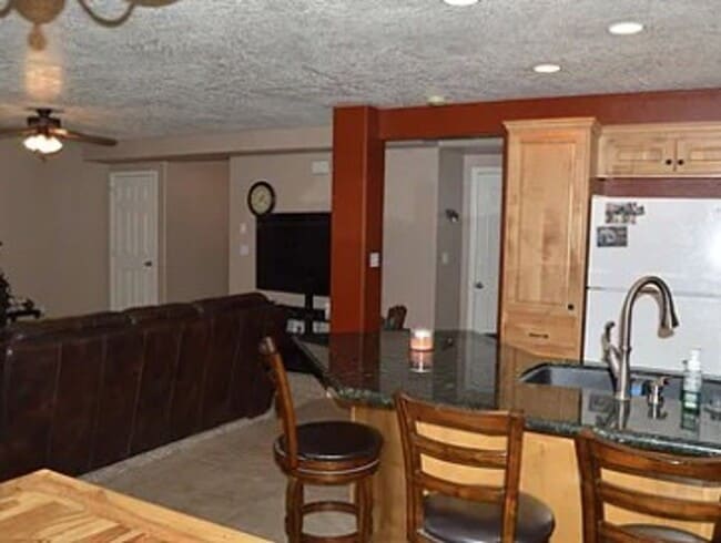 Building Photo - Beautiful 4 Bed, 2.5 Bath Home in the Cove Subdivision in Cedar City!