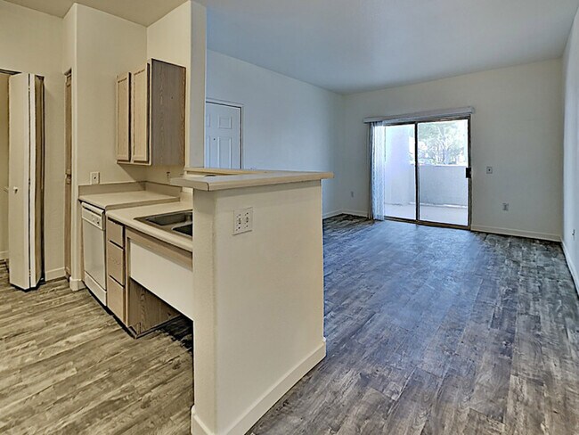 Foto del edificio - 2615 W Gary Ave