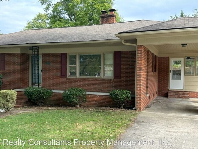 Building Photo - 3 br, 2 bath House - 1504 Pinehurst Drive