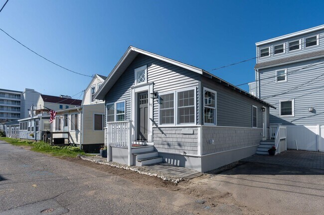 Building Photo - 17 Kentville Terrace