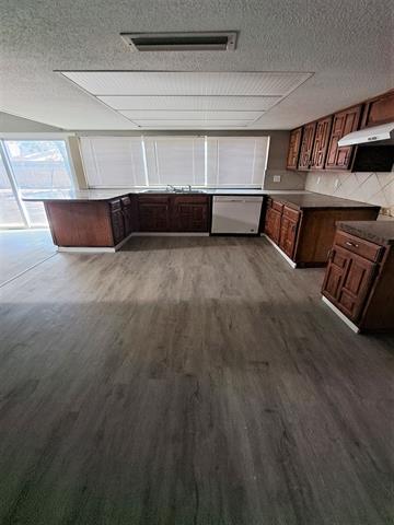 Foto del edificio - 9724 White Ash Rd