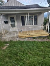 Building Photo - 919 Sunshine Ave