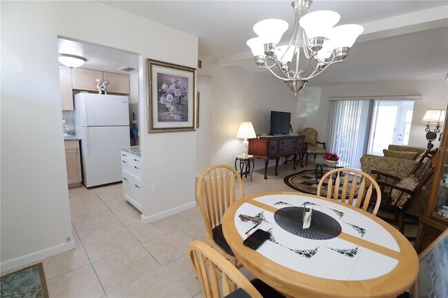 Building Photo - 1807 Restful Dr