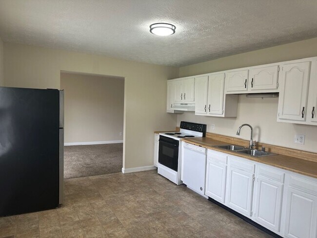 Foto del edificio - Nice House in Garden Springs! Off-Street Parking, Convenient Location, Pets Ok!