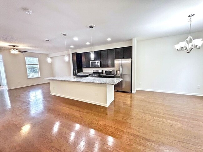 Building Photo - 1310 Teagan Dr