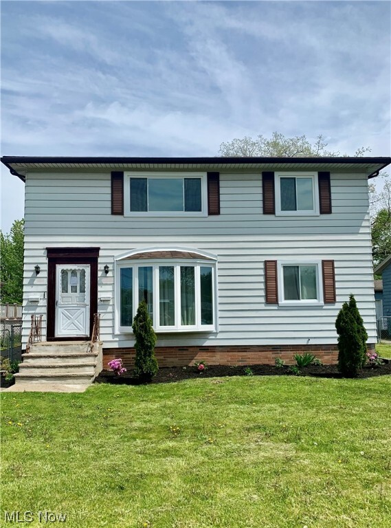 Primary Photo - 4469 W 154th St