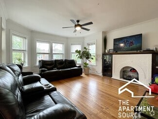 Building Photo - 3540 N Lowell Ave