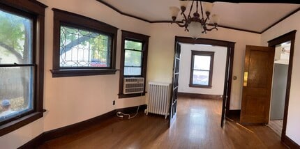 Building Photo - 141 Park Ave