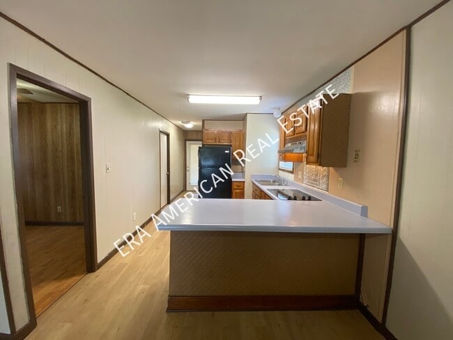Building Photo - Cottage Home