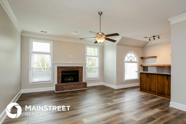 Building Photo - 1090 Swan Mill Ct