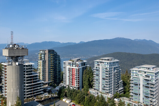 Building Photo - Terraces at The Peak