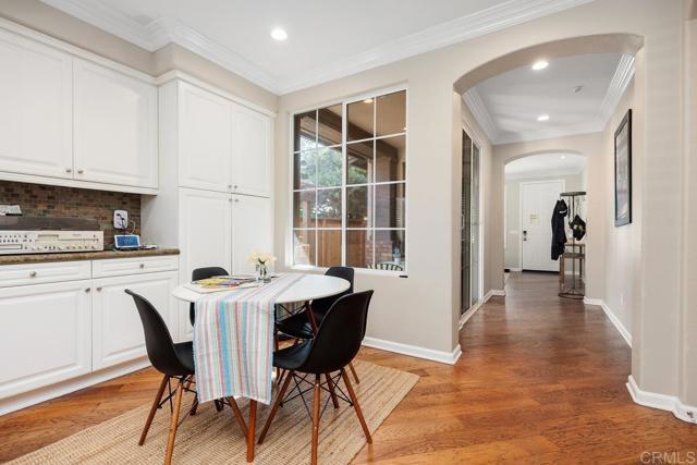 Building Photo - 640 Seaward Ave