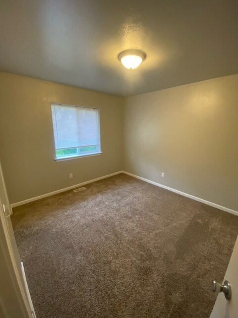 Building Photo - 2451 W Success Dr