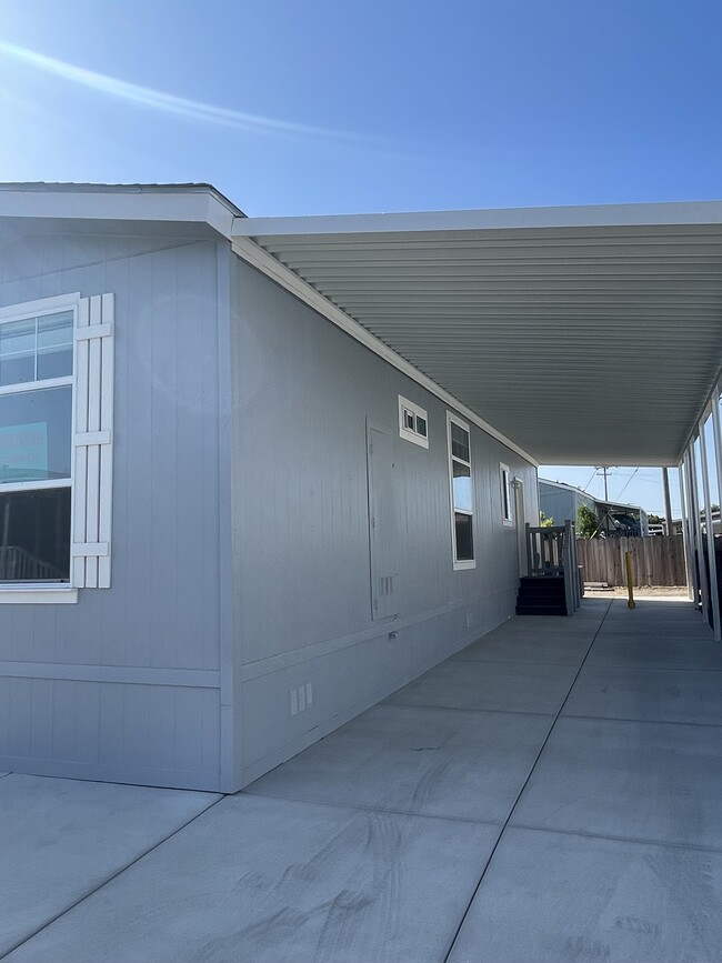 Building Photo - 4024 McHenry Ave