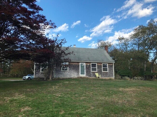 Building Photo - 28 Pottersville Rd