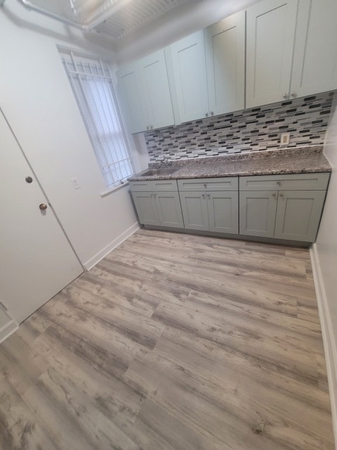 Foto principal - 2315 E 70th St