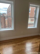 Building Photo - 64 N Margin St