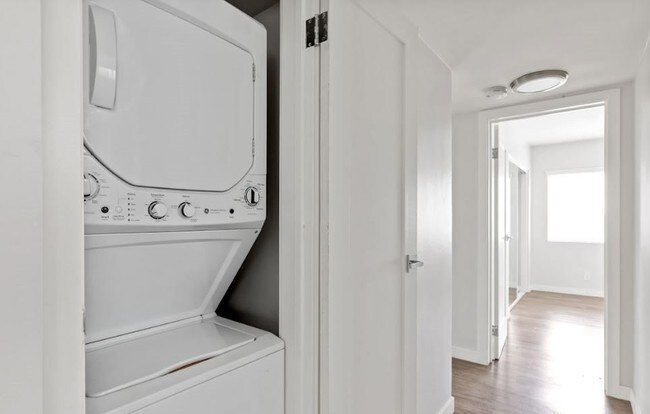 Building Photo - 1942 S Garth