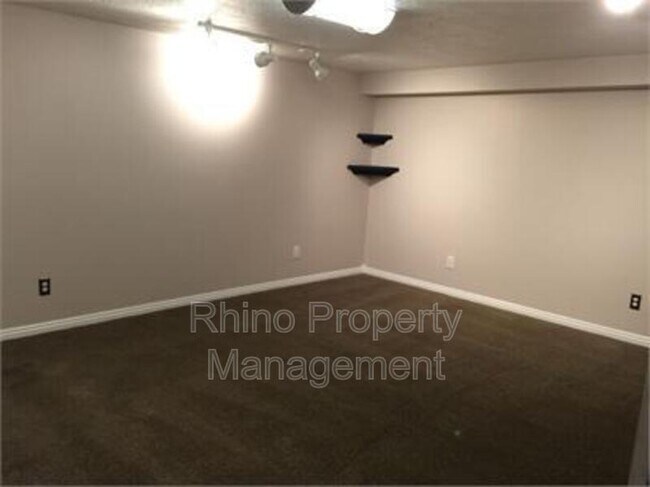 Building Photo - 2008 S 700 W