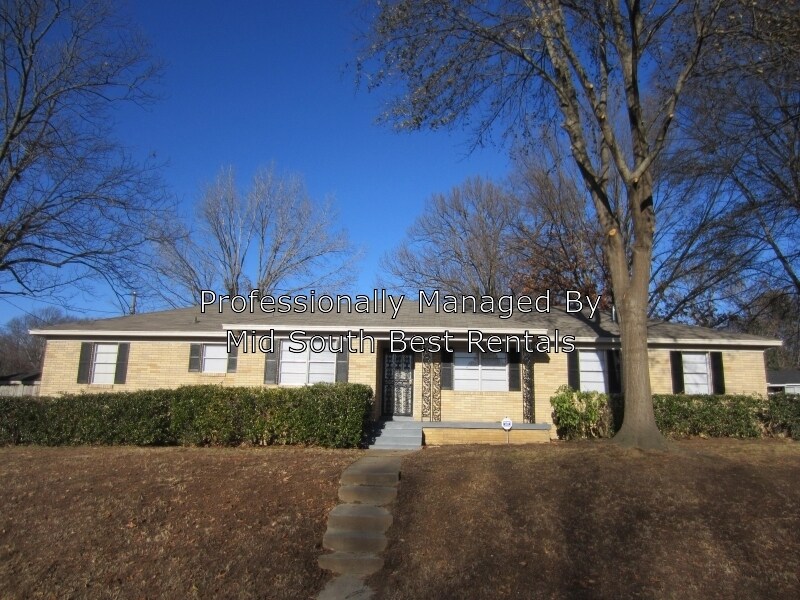 Primary Photo - 1316 Busby Cove