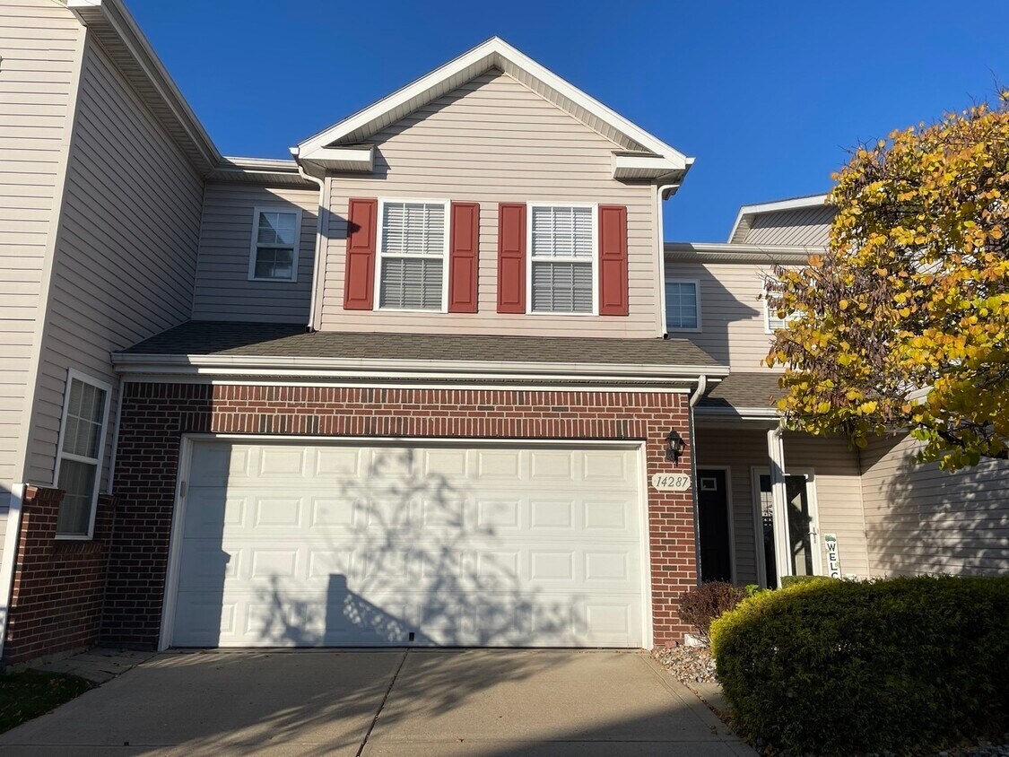 Primary Photo - 14287 Prairie Meadows Dr