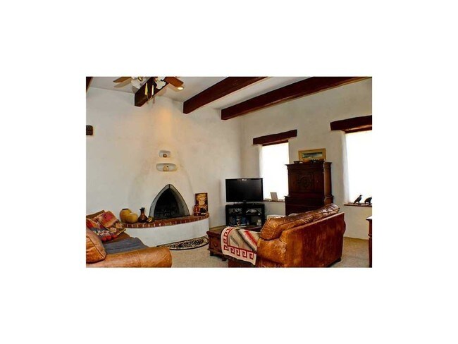Foto del edificio - 5121 Alvarez Rd